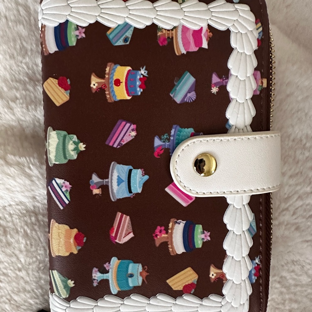 Disney Princess Dessert Cakes Loungefly Mini Backpack and Wallet Set: NWT - Picture 3 of 16